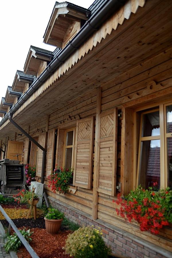 Hotelik Z Mozliwoscia Sniadania "Kur" Myszyniec-Kurpie Exterior foto